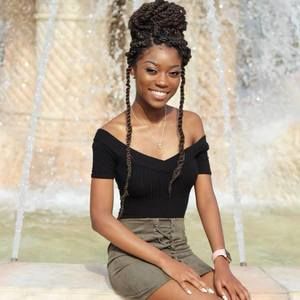 Meet your Posher, Ashleigh